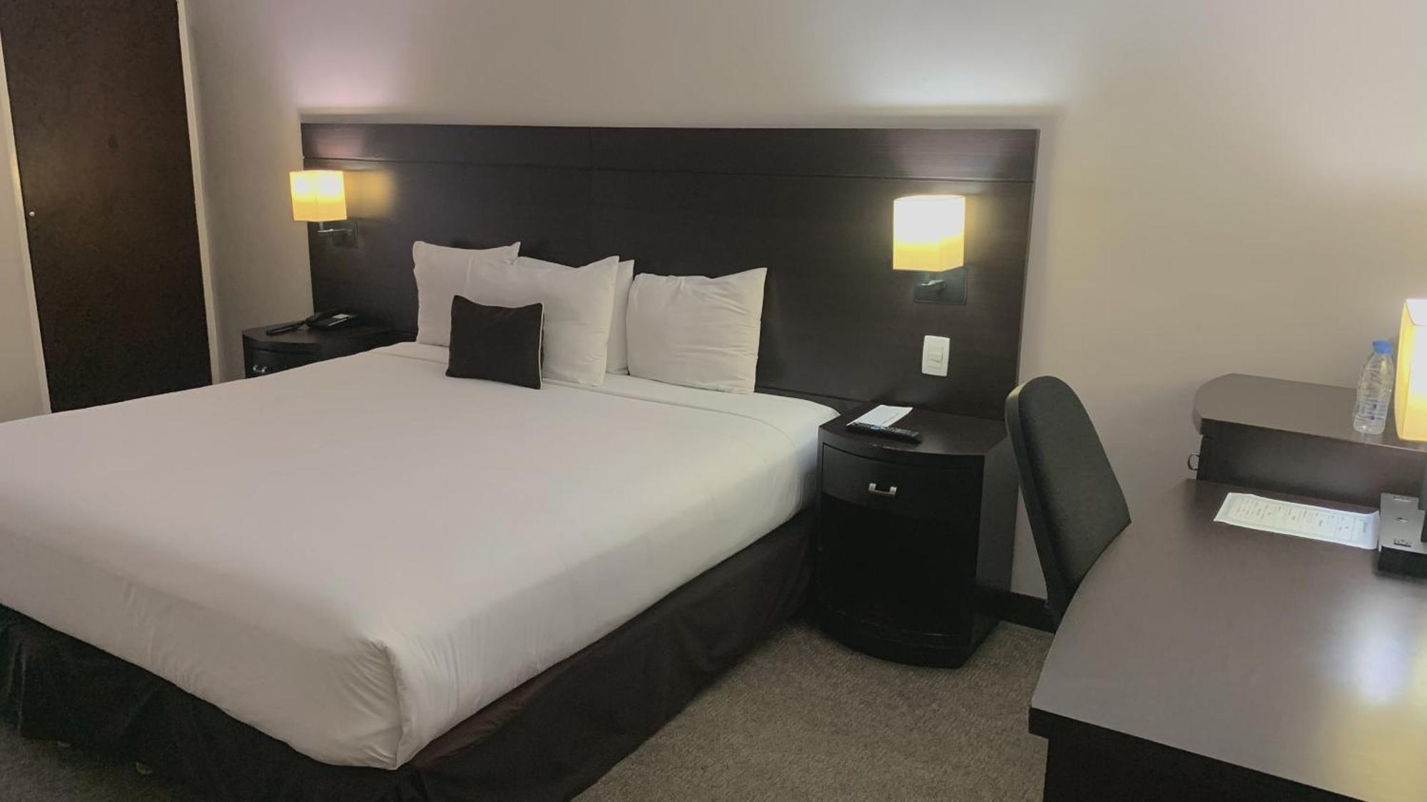 Hotel Chacao Suites Caracas Esterno foto