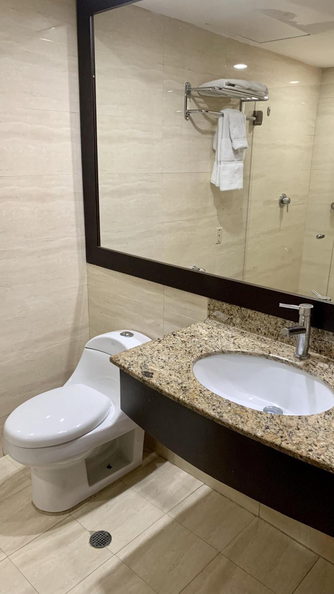 Hotel Chacao Suites Caracas Esterno foto
